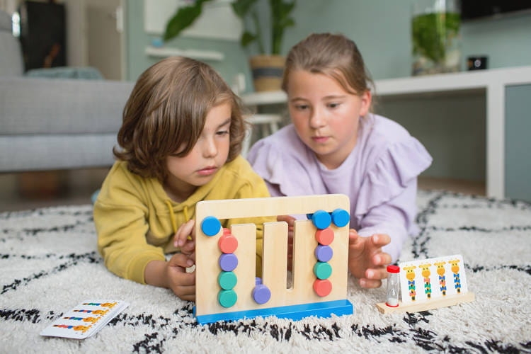 BS Toys, drewniana gra logiczna Wyzwanie Żyrafy3.jpg