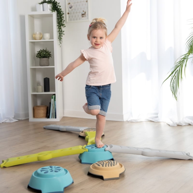 SMOBY Równoważnia Sensoryczna Ścieżka Równowagi Trening Do Ogrodu i Pokoju - księgarnia Natuli (3).jpg