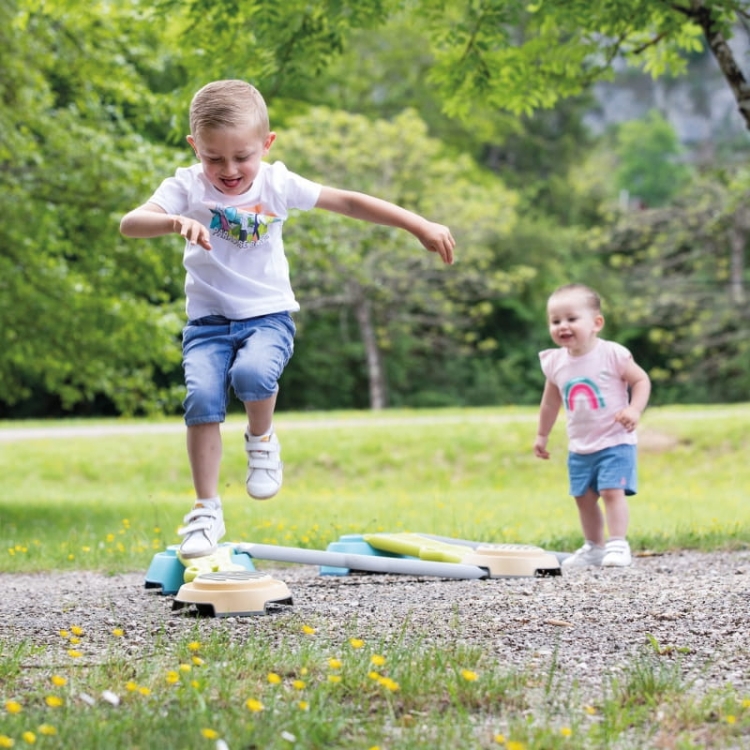 SMOBY Równoważnia Sensoryczna Ścieżka Równowagi Trening Do Ogrodu i Pokoju - księgarnia Natuli (4).jpg