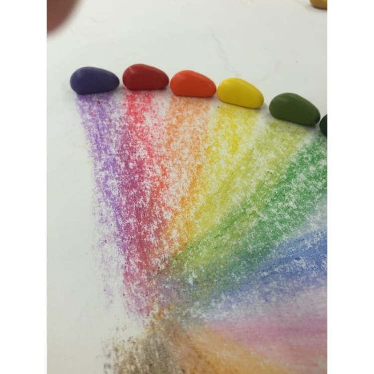 Kredki Crayon Rocks w aksamitnym woreczku - 16 kolorów_5 - księgarnia Natuli.jpg