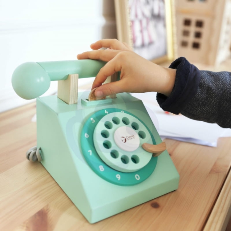 CLASSIC WORLD Klasyczny Drewniany Telefon dla Dzieci_10.jpg