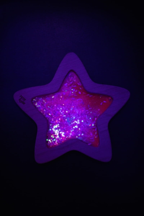 Petit Boum, sensoryczna GWIAZDA PINK świecąca w ciemności4.jpg